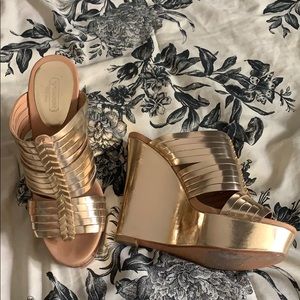 Coach Wedges Gold